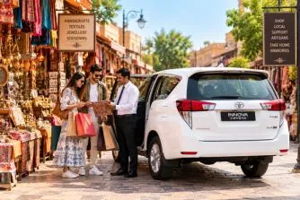 Shopping tour with car and professional driver